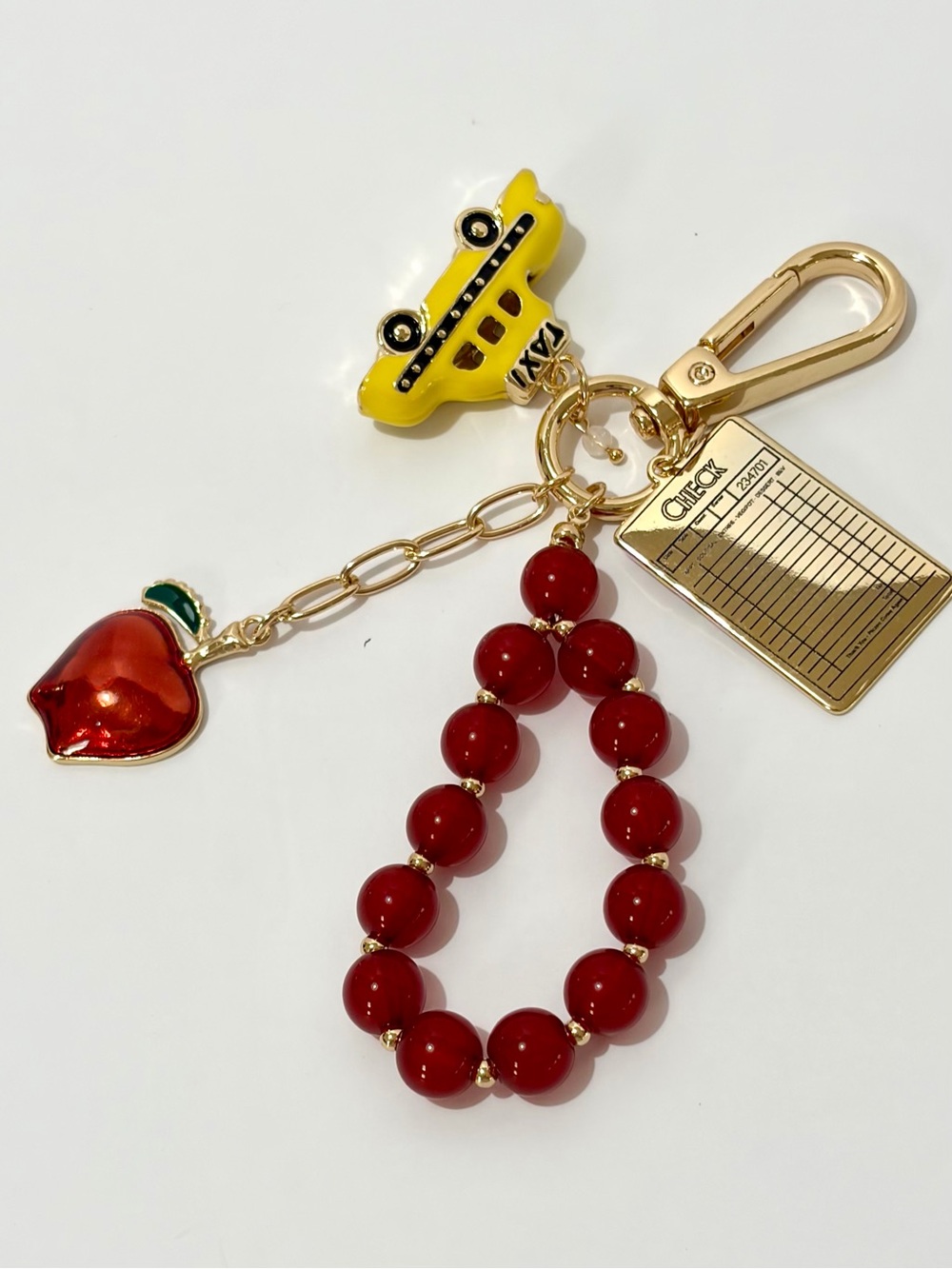 Urban Outfitters Big Apple NYC Beaded Apple & Taxi Keychain/Bag Cahrm